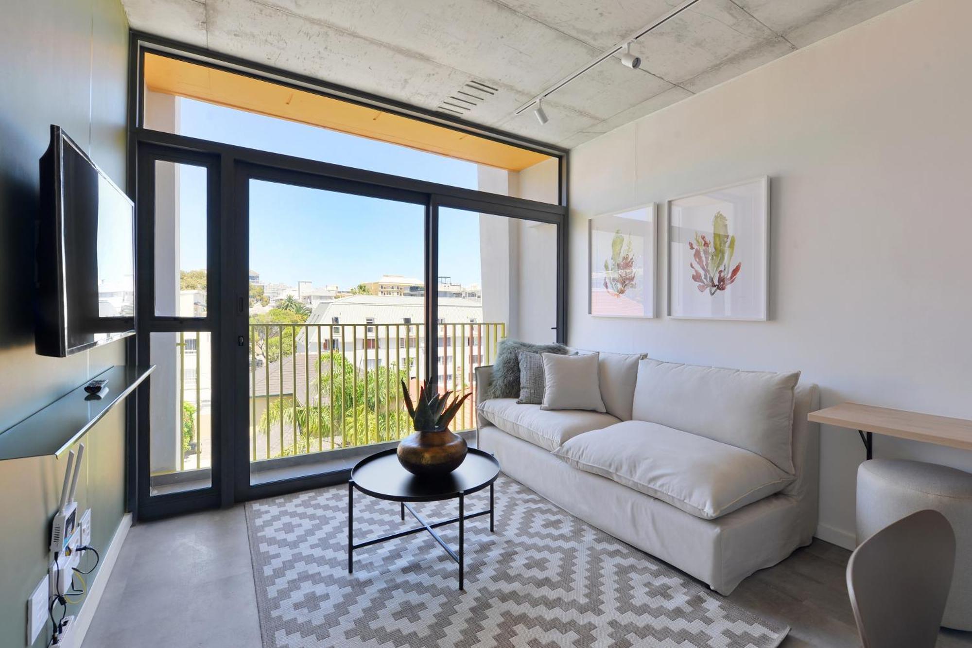 Six On N - Fluent Serviced Apartments Cape Town Room photo