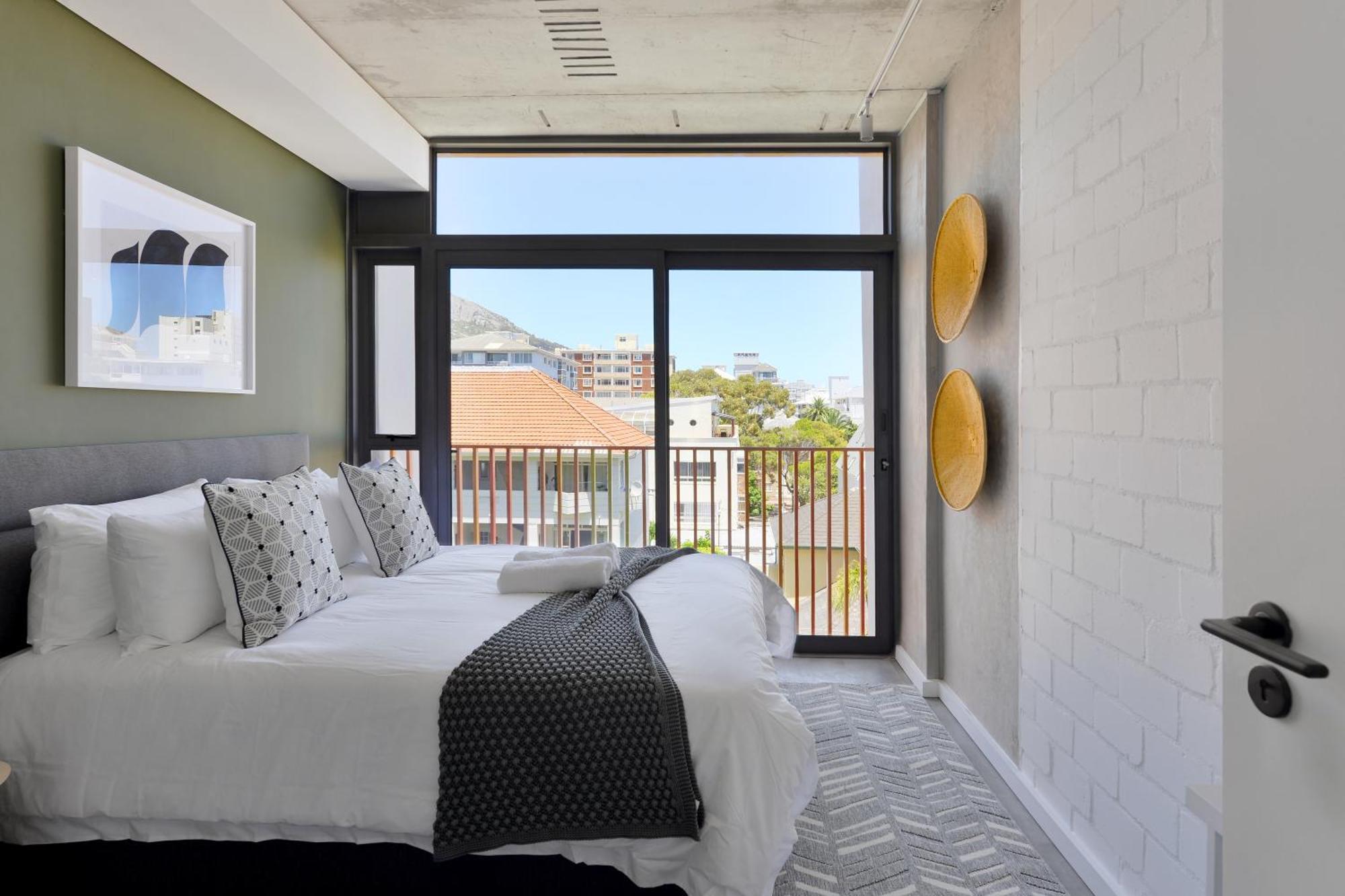 Six On N - Fluent Serviced Apartments Cape Town Room photo