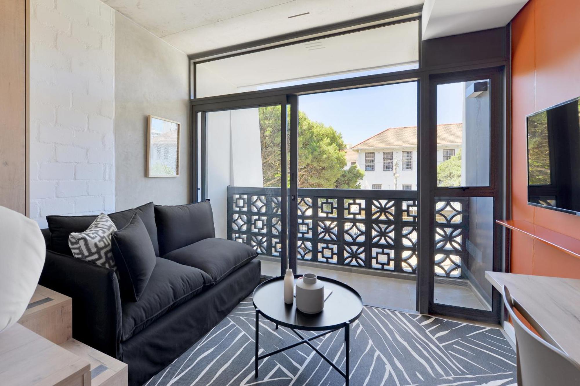 Six On N - Fluent Serviced Apartments Cape Town Room photo