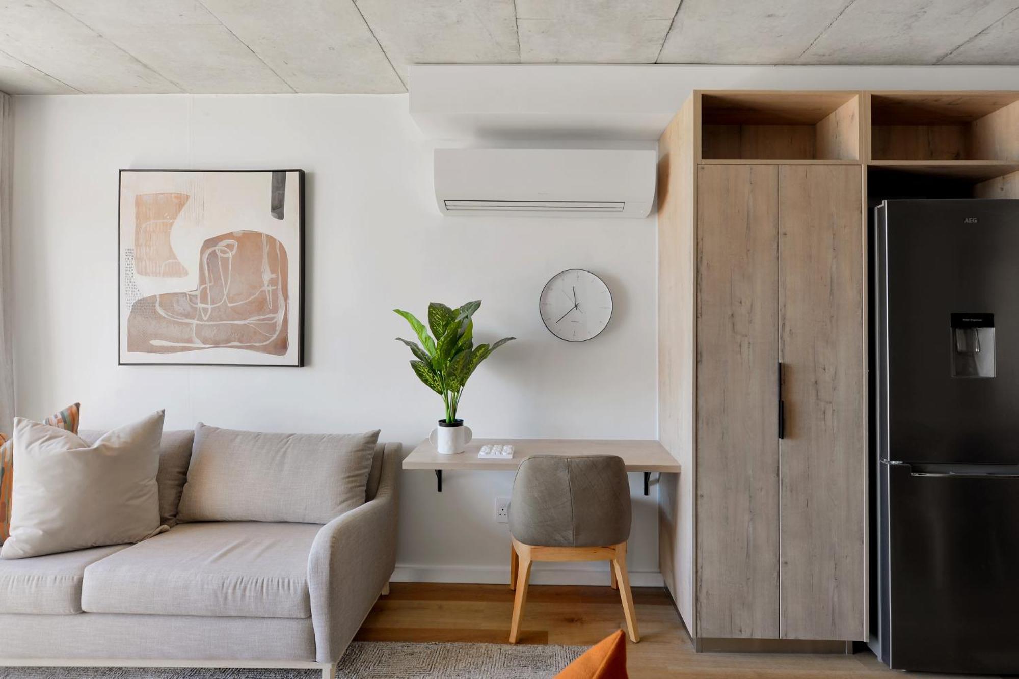 Six On N - Fluent Serviced Apartments Cape Town Room photo